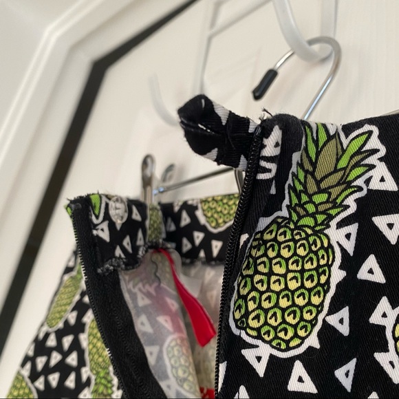 3/$15 ✨ NWT - H&M - Pineapple Mini Skirt - Picture 4 of 7